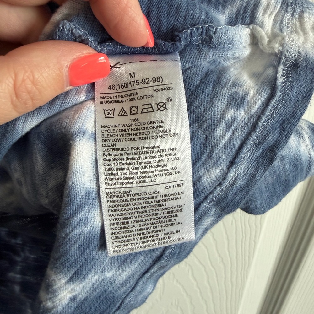 GAP Blue Tie-Dye T-shirt Dress - Picture 4 of 4